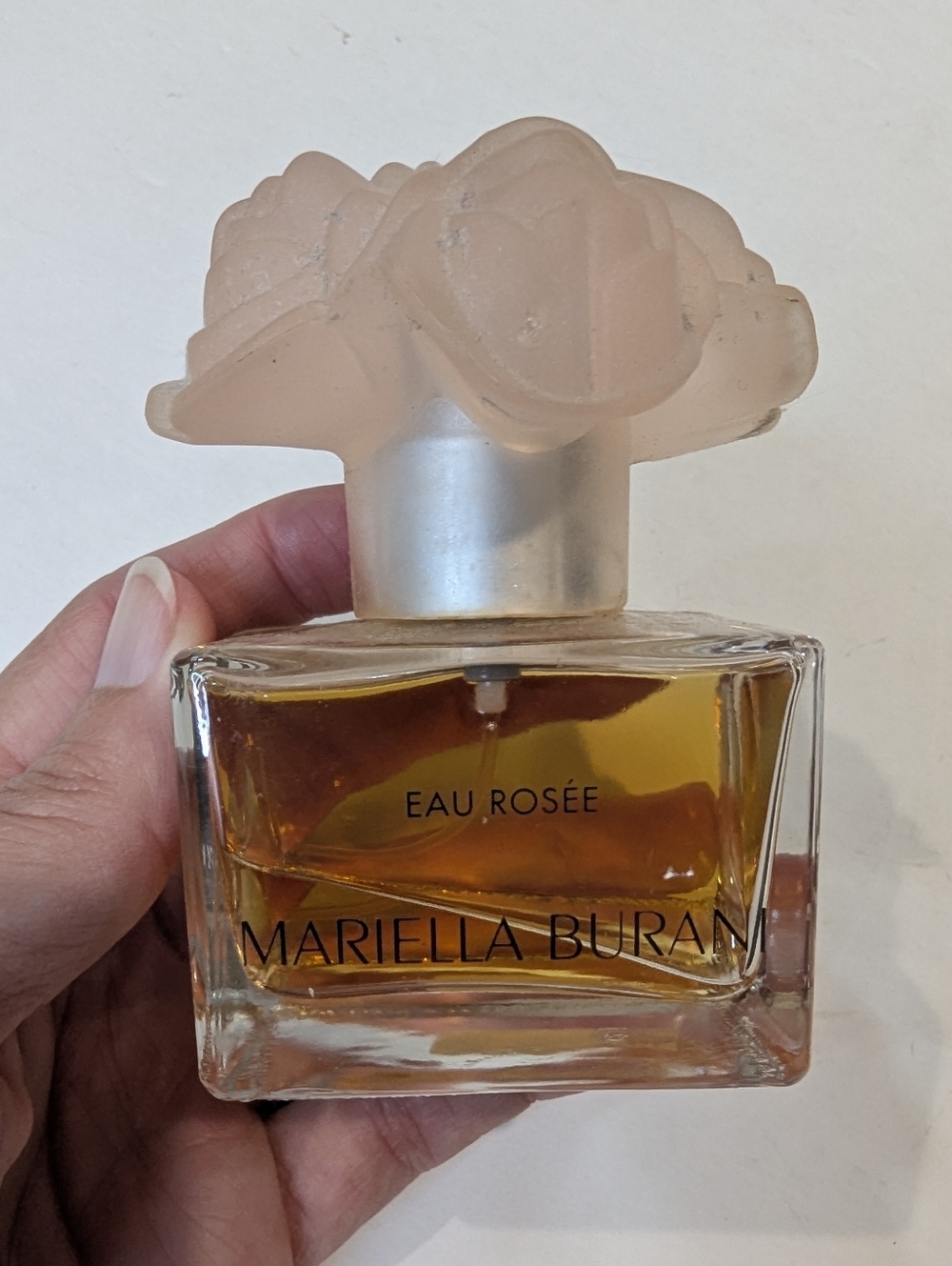 Mariella Burani Eau Rosee Eau De Toilette Spray 50 ml With Frosted Rose Top